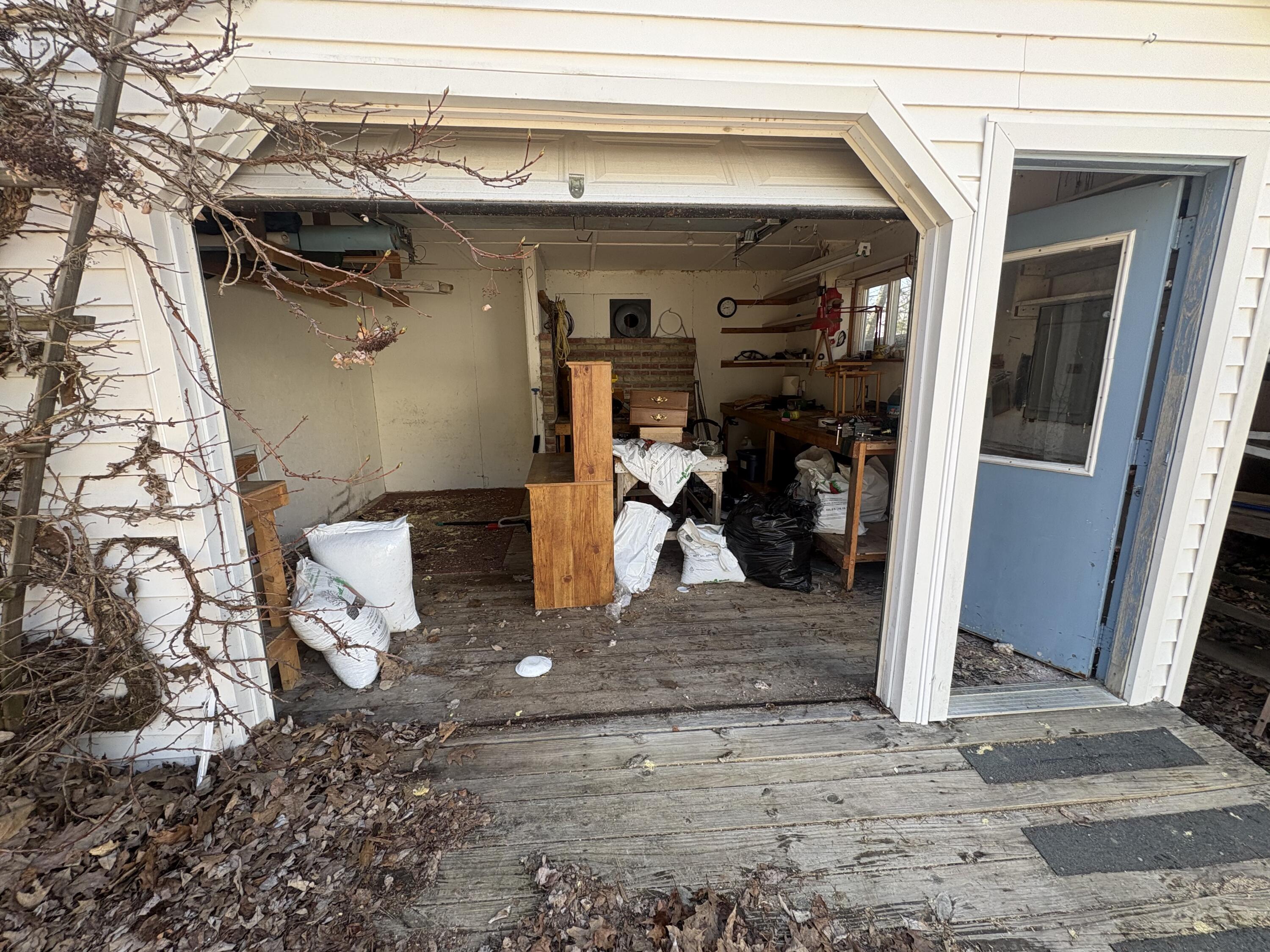 36 Hix Road Windsor ME 04363