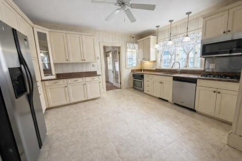 814 Main Street Sanford ME 04073