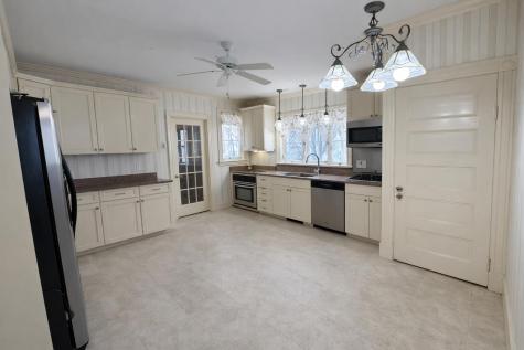 814 Main Street Sanford ME 04073