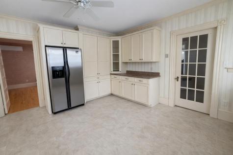 814 Main Street Sanford ME 04073