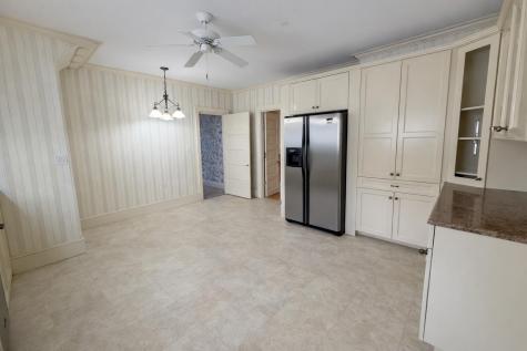 814 Main Street Sanford ME 04073