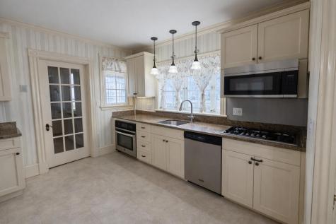 814 Main Street Sanford ME 04073