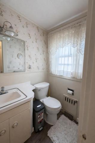 814 Main Street Sanford ME 04073