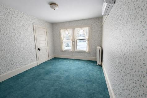 814 Main Street Sanford ME 04073