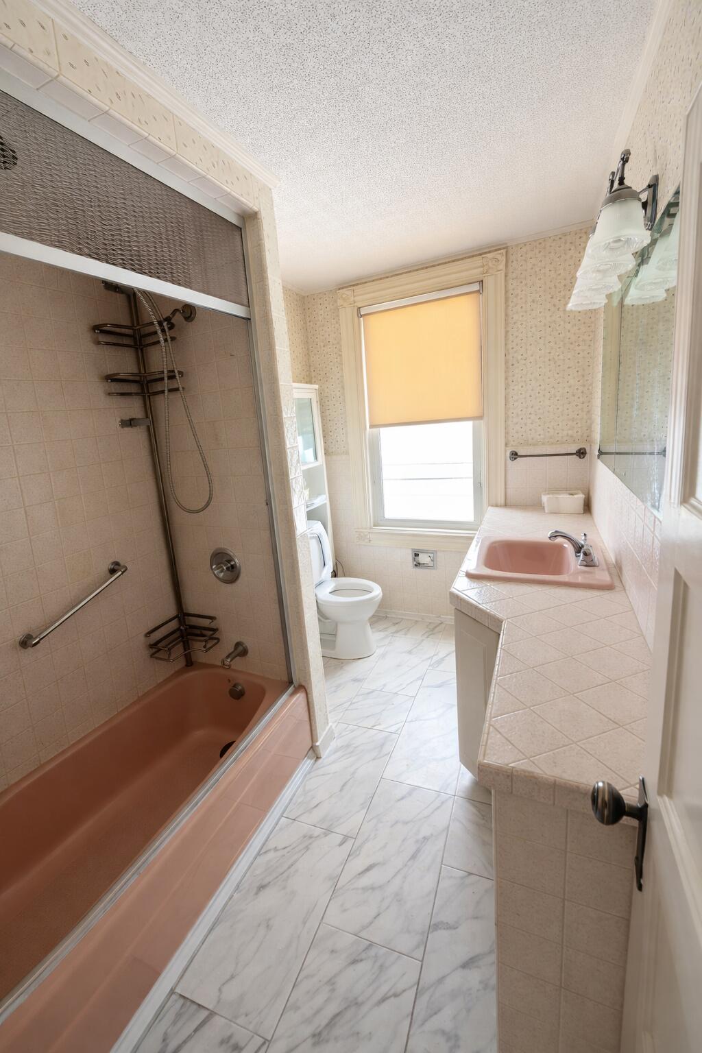 814 Main Street Sanford ME 04073