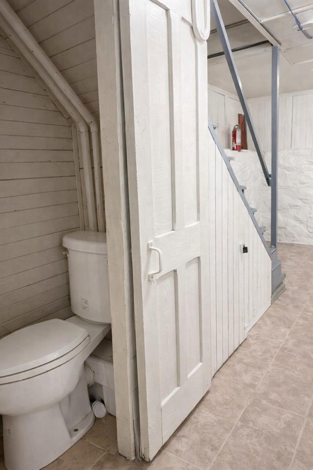 814 Main Street Sanford ME 04073