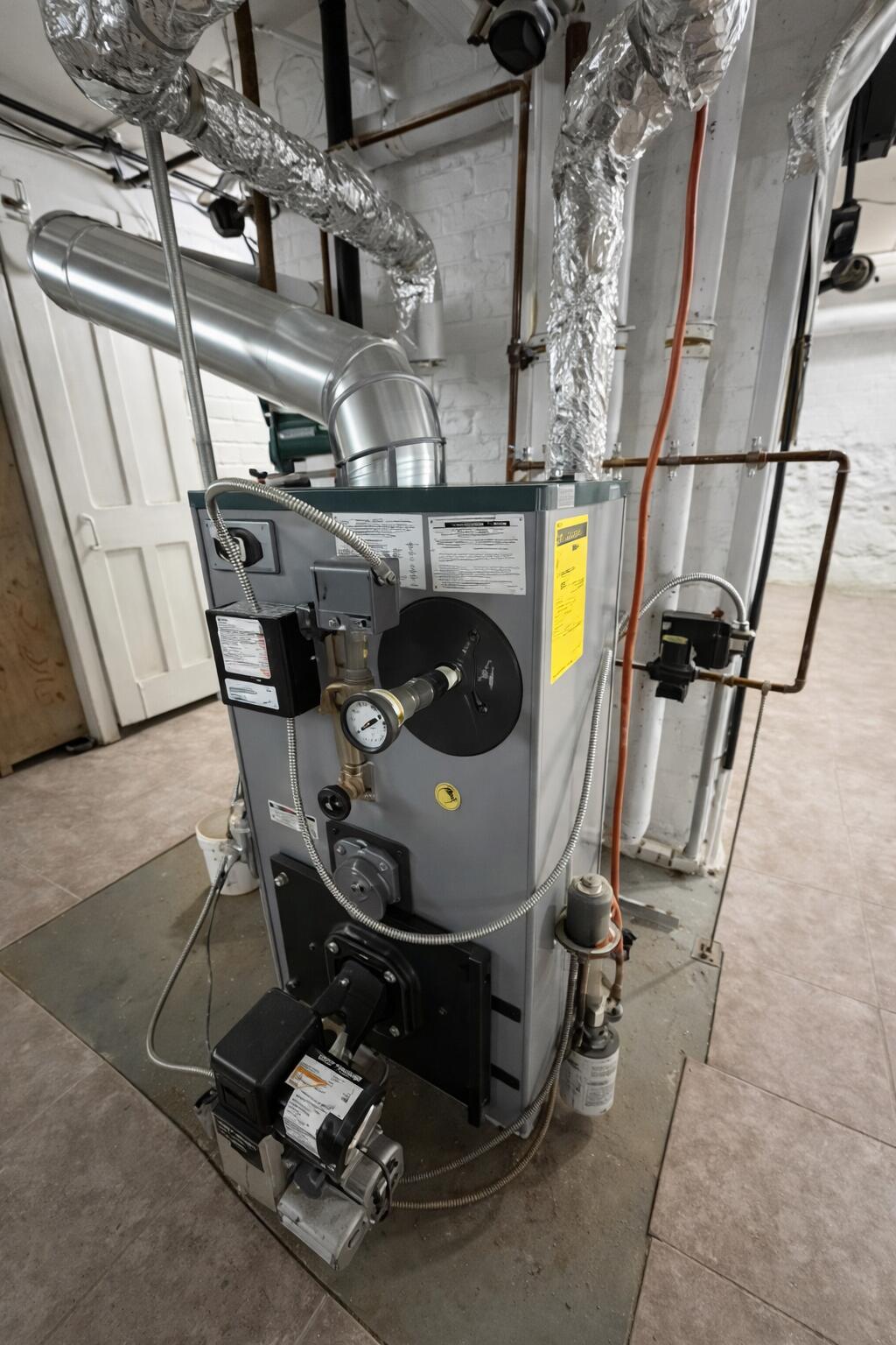 814 Main Street Sanford ME 04073