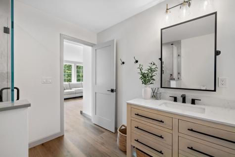 5 Heathwood Lane Scarborough ME 04074