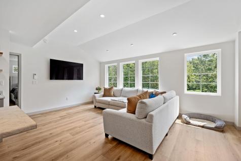 5 Heathwood Lane Scarborough ME 04074