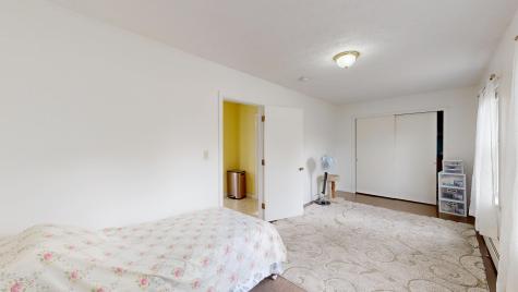 28 Ferry Road Saco ME 04072