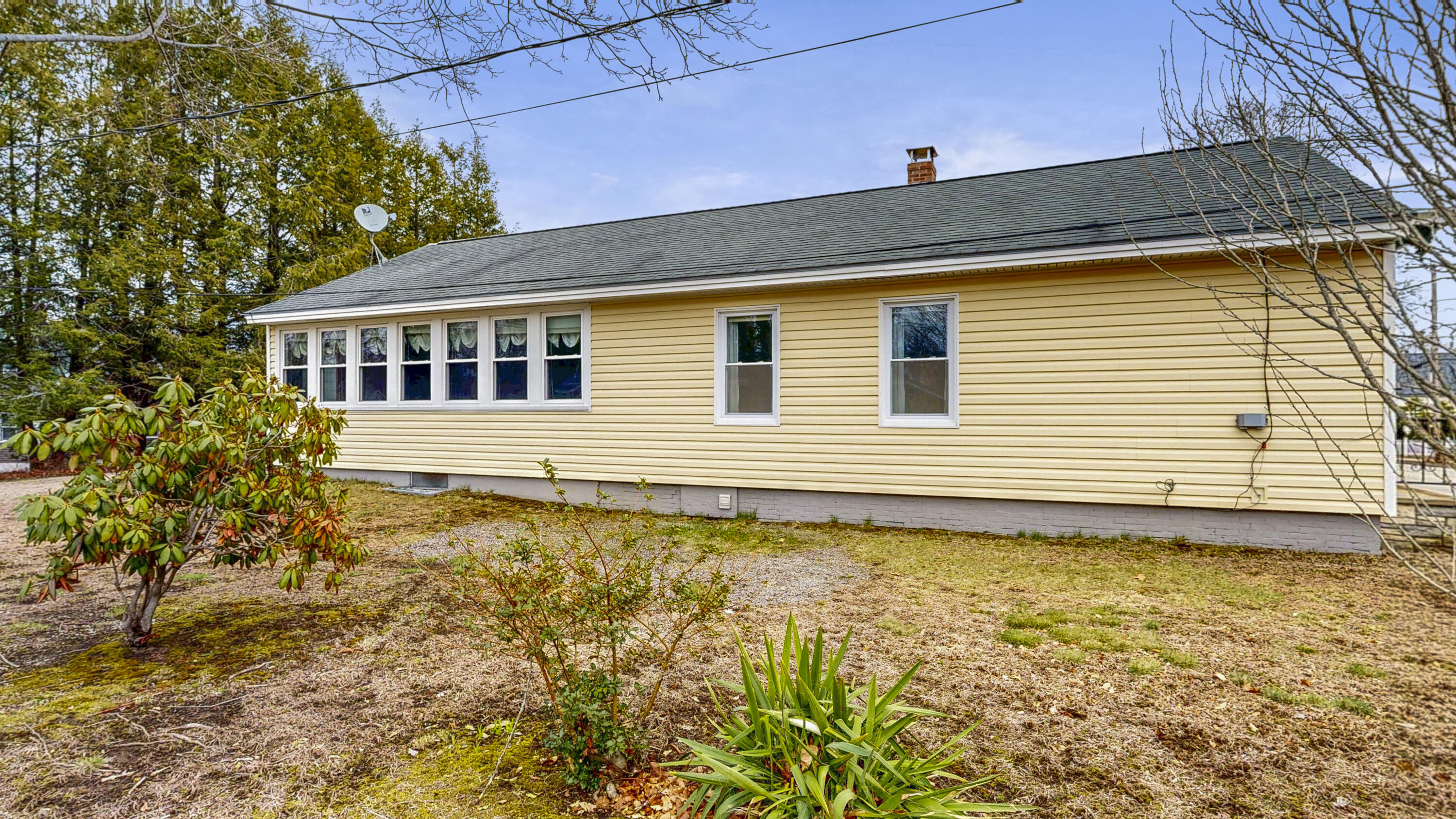 28 Ferry Road Saco ME 04072
