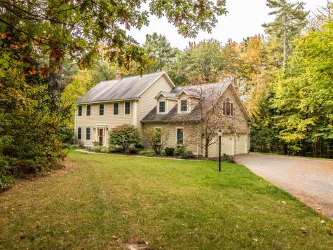 12 Springbrook Lane Falmouth ME 04105