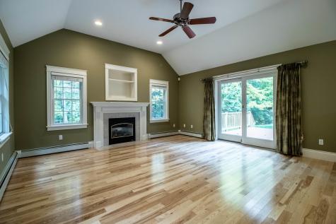 12 Springbrook Lane Falmouth ME 04105