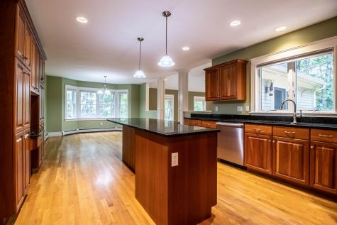 12 Springbrook Lane Falmouth ME 04105