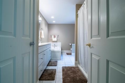 12 Springbrook Lane Falmouth ME 04105