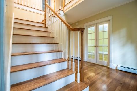 12 Springbrook Lane Falmouth ME 04105