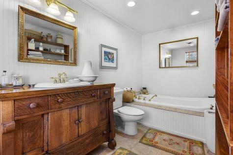 27 Windmill Hill Lane Castine ME 04421