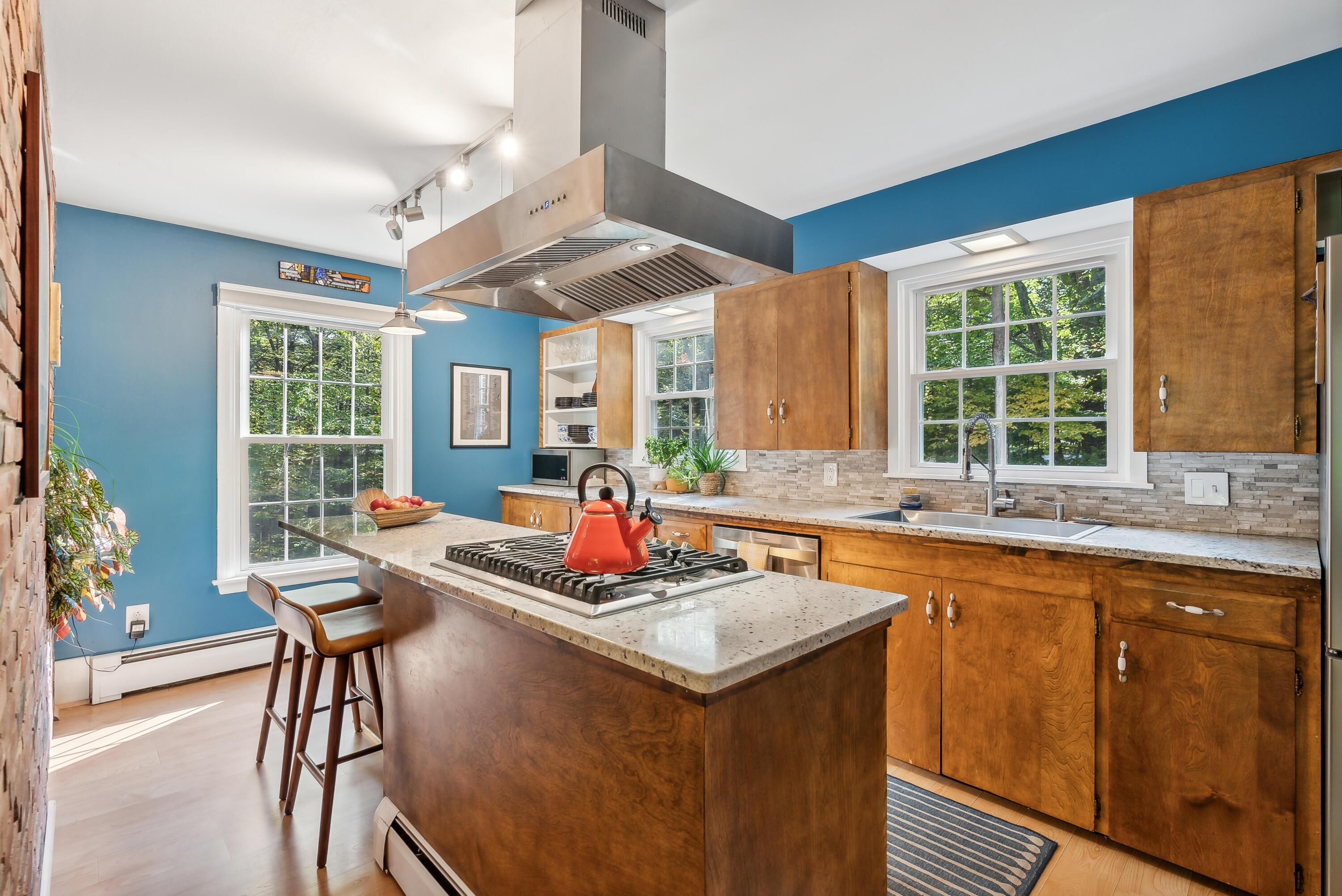 662 River Road Brunswick ME 04011