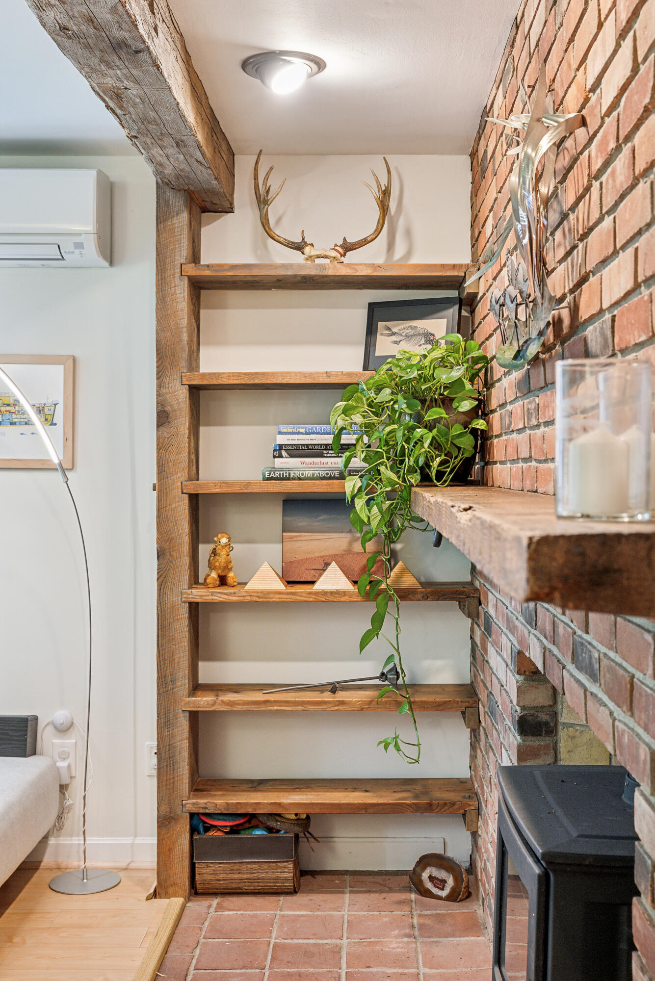 662 River Road Brunswick ME 04011