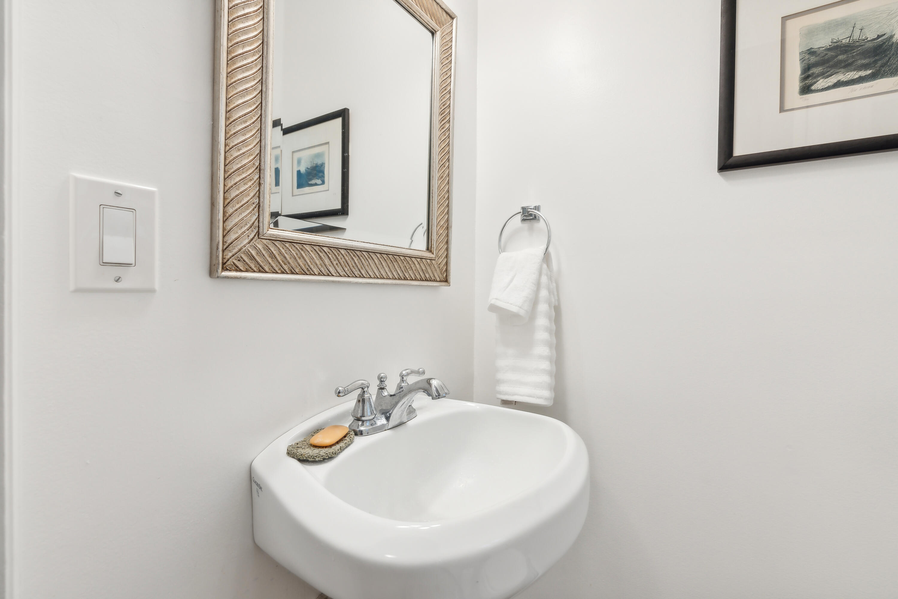 662 River Road Brunswick ME 04011