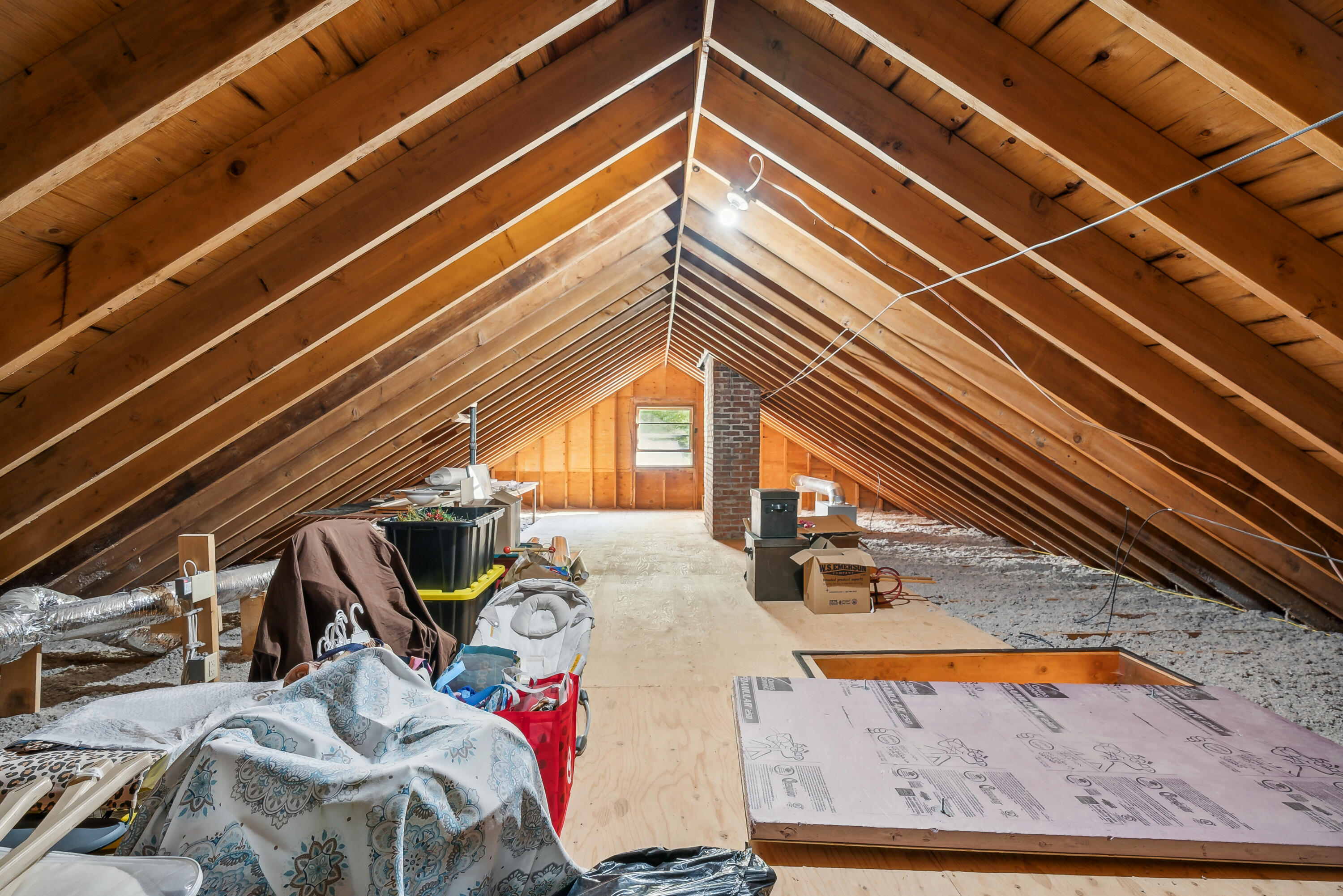 662 River Road Brunswick ME 04011