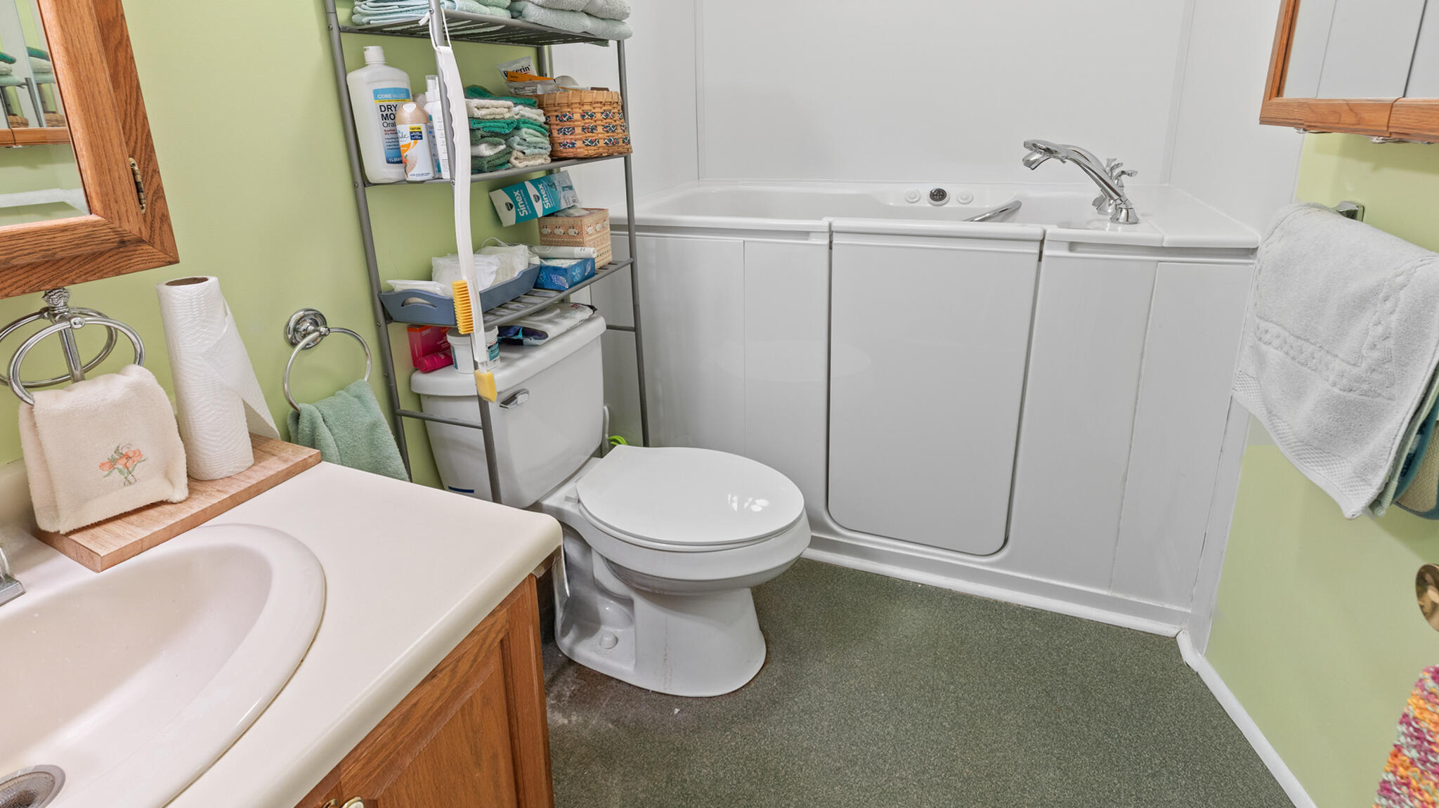 566 Deerfield Drive Hermon ME 04401