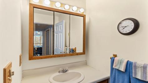 566 Deerfield Drive Hermon ME 04401