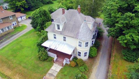 17 Village View Wilton ME 04294