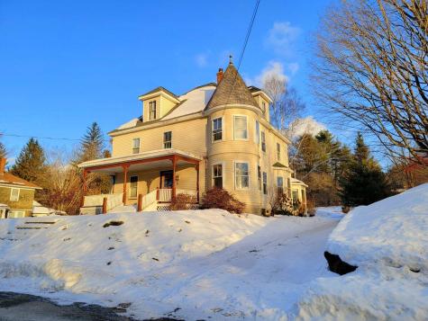 17 Village View Wilton ME 04294