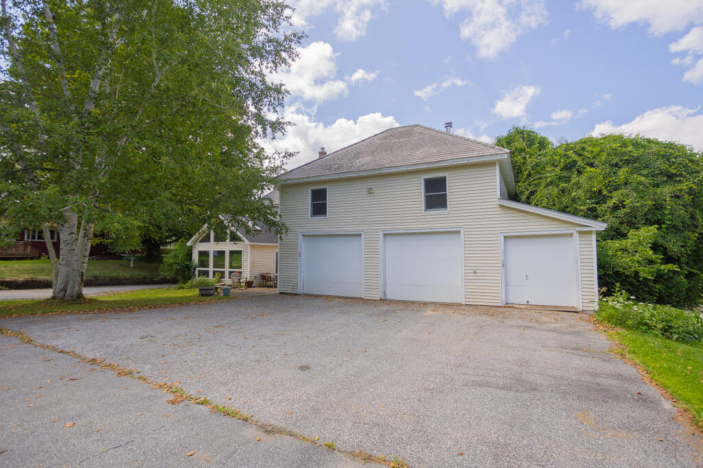 17 Village View Wilton ME 04294