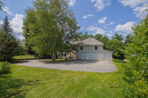 17 Village View Wilton ME 04294