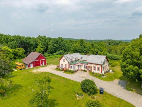 1146 Post Road Bowdoinham ME 04008