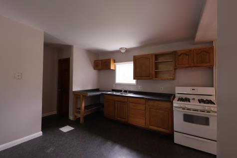 1146 Post Road Bowdoinham ME 04008