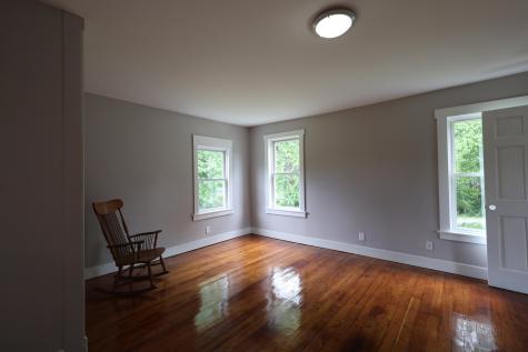 1146 Post Road Bowdoinham ME 04008