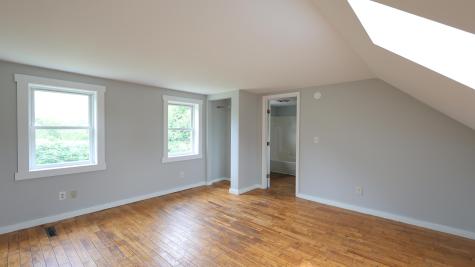 1146 Post Road Bowdoinham ME 04008