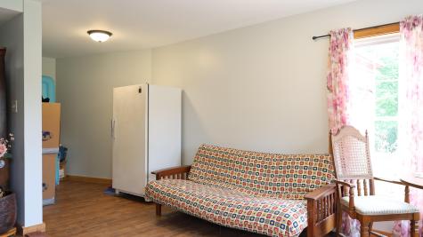 1146 Post Road Bowdoinham ME 04008