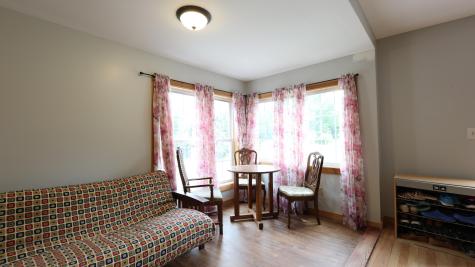 1146 Post Road Bowdoinham ME 04008