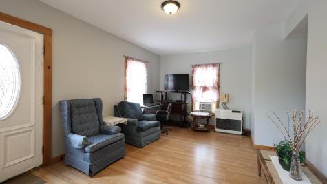 1146 Post Road Bowdoinham ME 04008