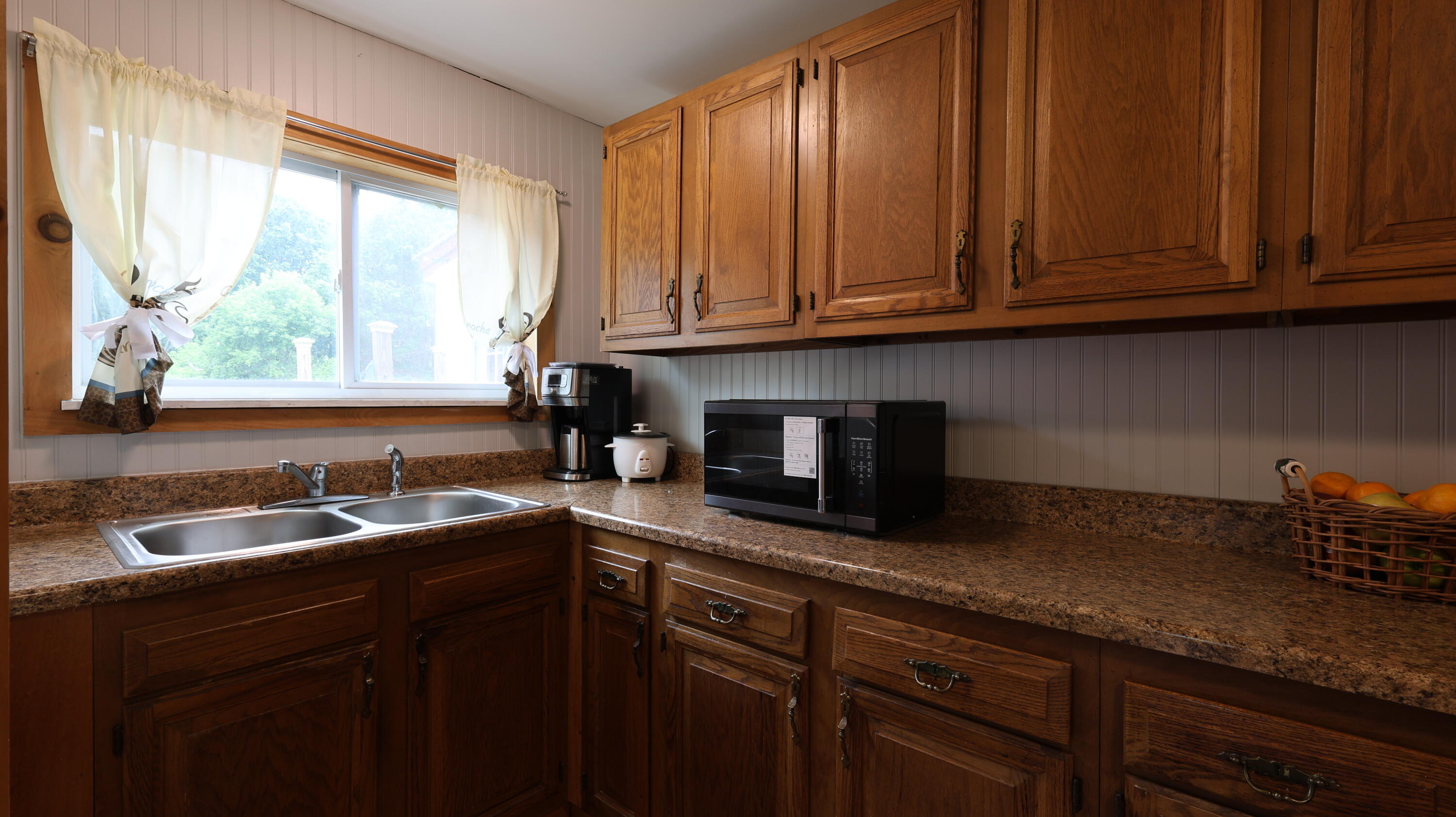 1146 Post Road Bowdoinham ME 04008