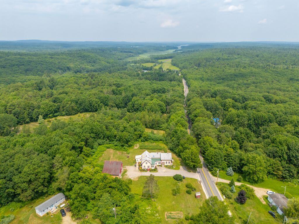 1146 Post Road Bowdoinham ME 04008