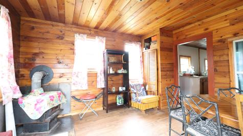 1146 Post Road Bowdoinham ME 04008