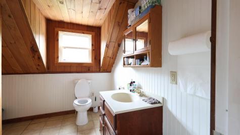 1146 Post Road Bowdoinham ME 04008