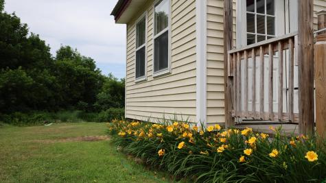 1146 Post Road Bowdoinham ME 04008