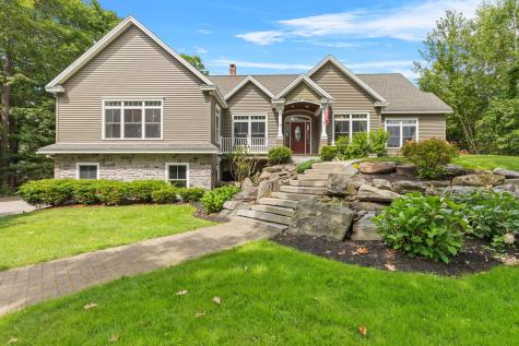 18 Colchester Drive South Portland ME 04106