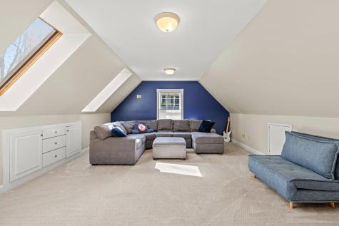 4 Geary Way Falmouth ME 04105