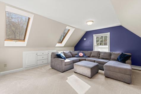 4 Geary Way Falmouth ME 04105