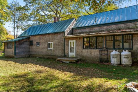 2094 N Palermo Road Palermo ME 04354