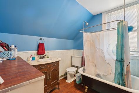 7 Western View Street Auburn ME 04210