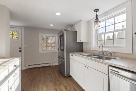 31 Loring Avenue Lewiston ME 04240