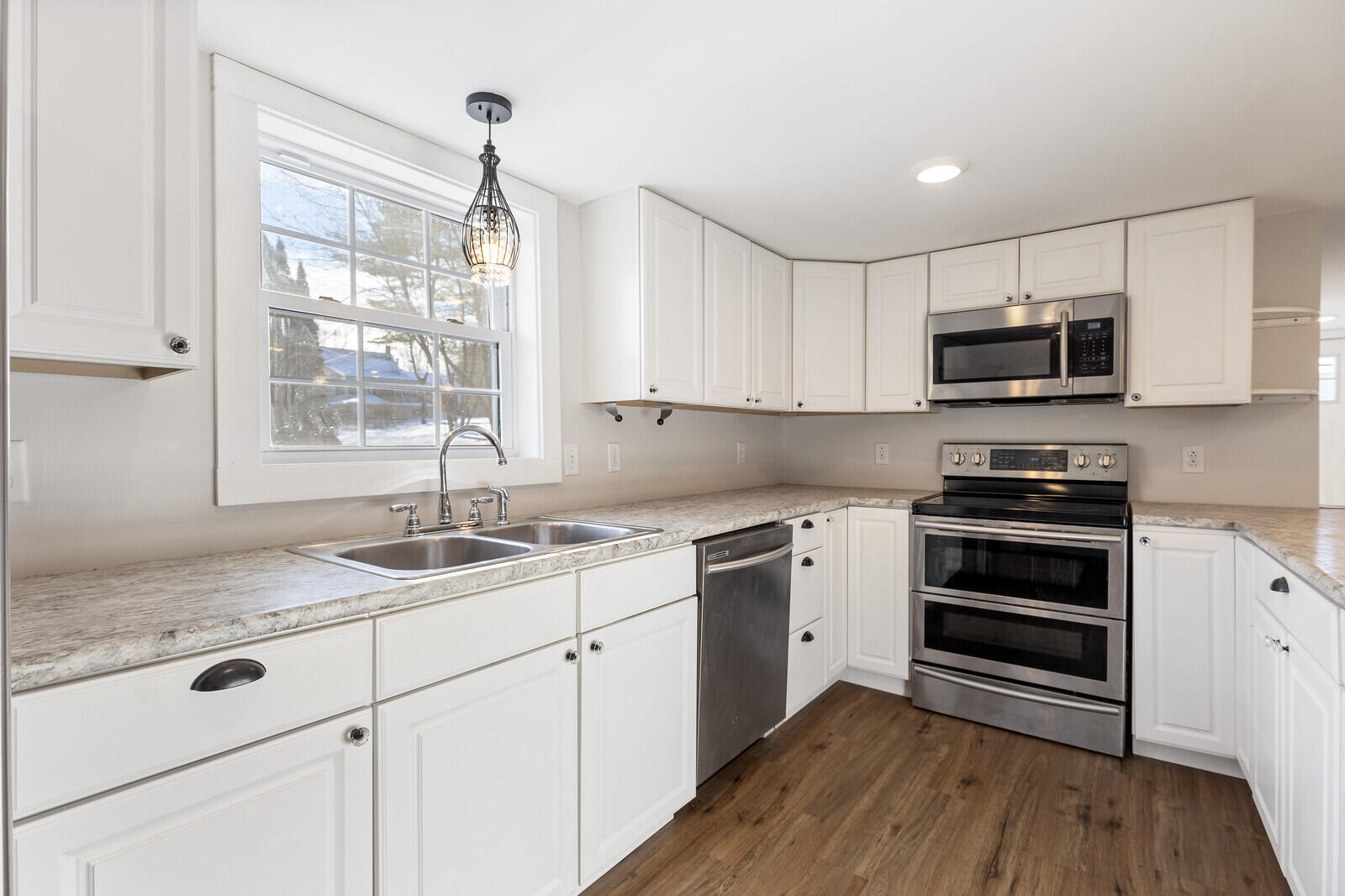 31 Loring Avenue Lewiston ME 04240